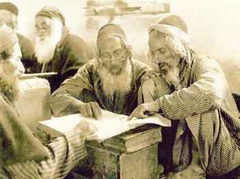 Rabbis from Yemen. Photo: M.E. Lilien, 1906