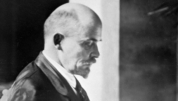 11081063_839339892803119_5106099212626891341_n